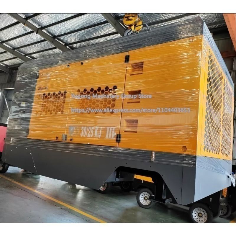 31m³/min 25Bar Rotary Screw Ai - Heavy Equipment Working recension och pris