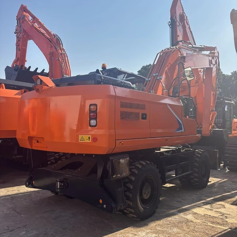 Durable Wheel Mounted Excavato - Heavy Equipment Working recension och pris